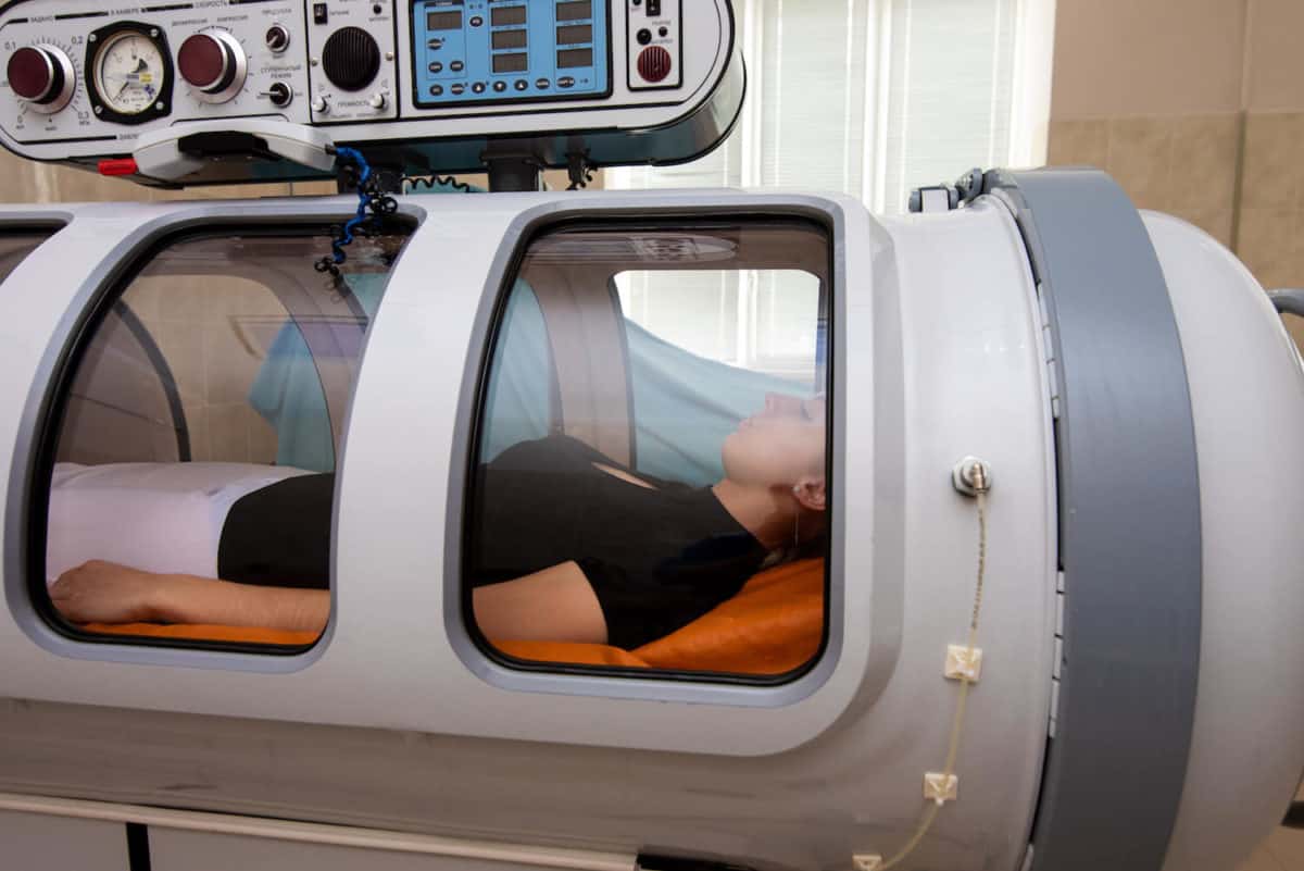 benefits hyperbaric oxygen therapy hyperbarxs